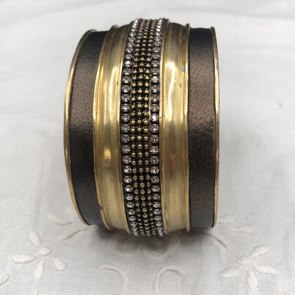 Silpada KR ‘Leather Together’ Brass Leather Necklace, Cuff and Hoop Earrings - Picture 7 of 12